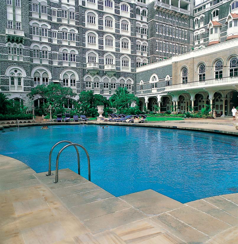 Taj Mahal pool
