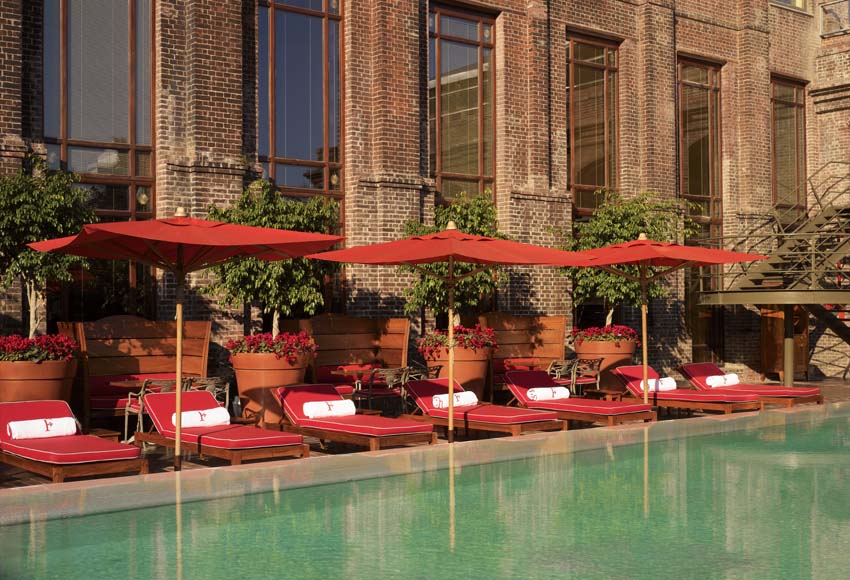 Faena_HU_pool_01_LR