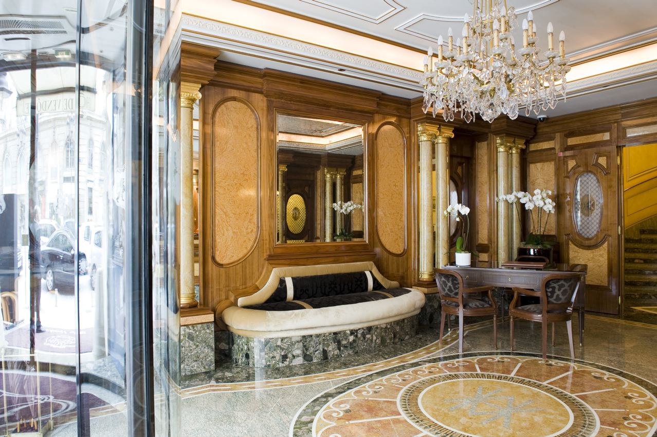 Hotel_de_Vendome_-_Lobby_1_1