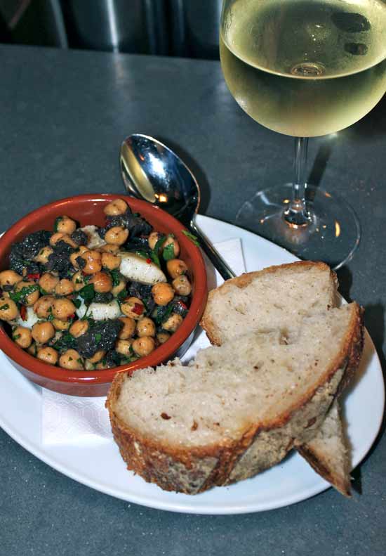 TapaVino_chickpeas